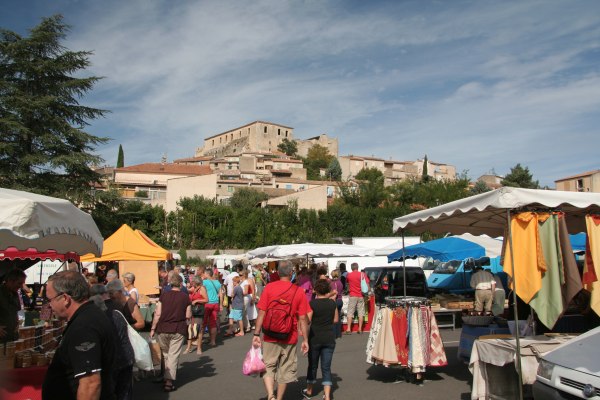 marché provençal gréoux les bains